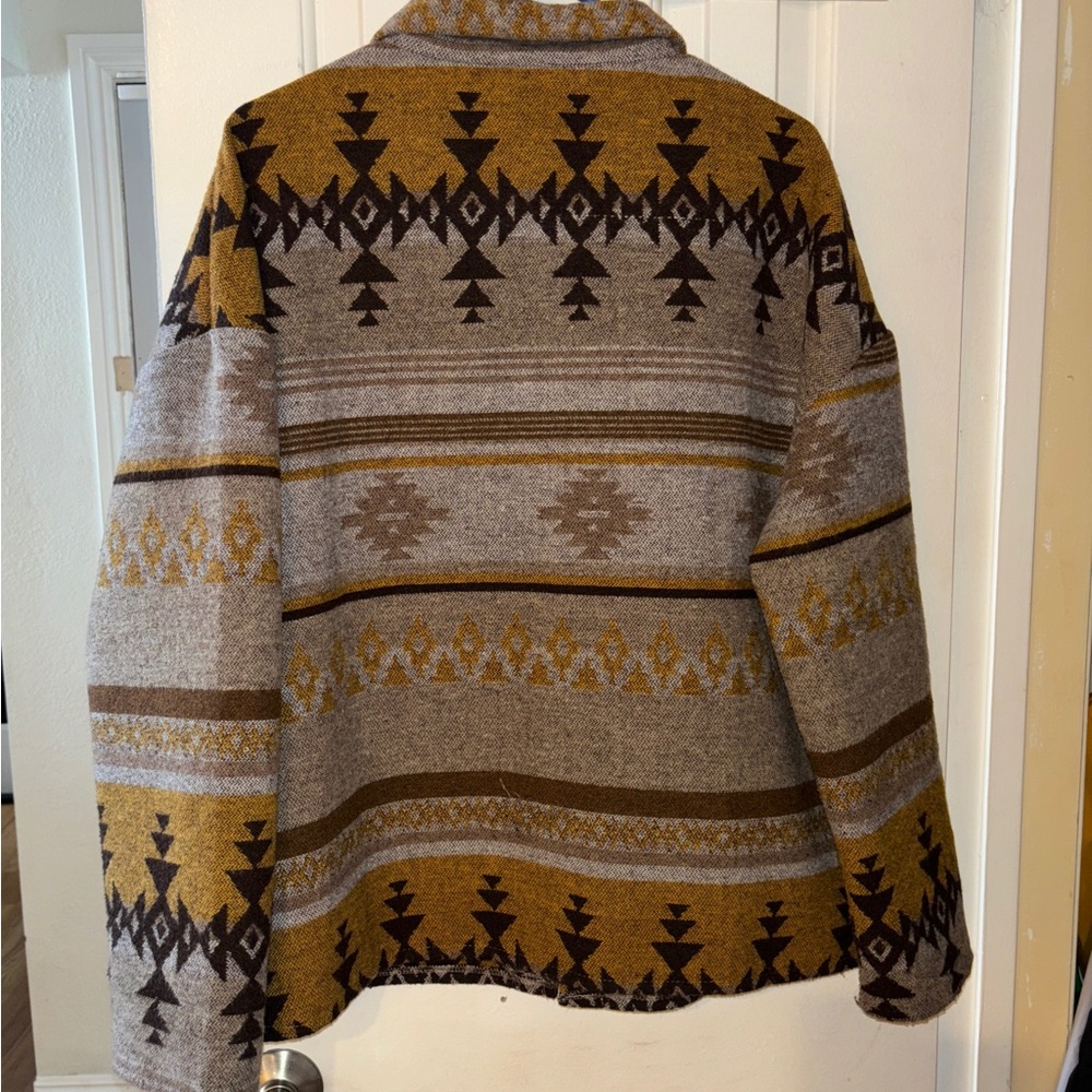 Aztec design jacket - Picture 4 of 4